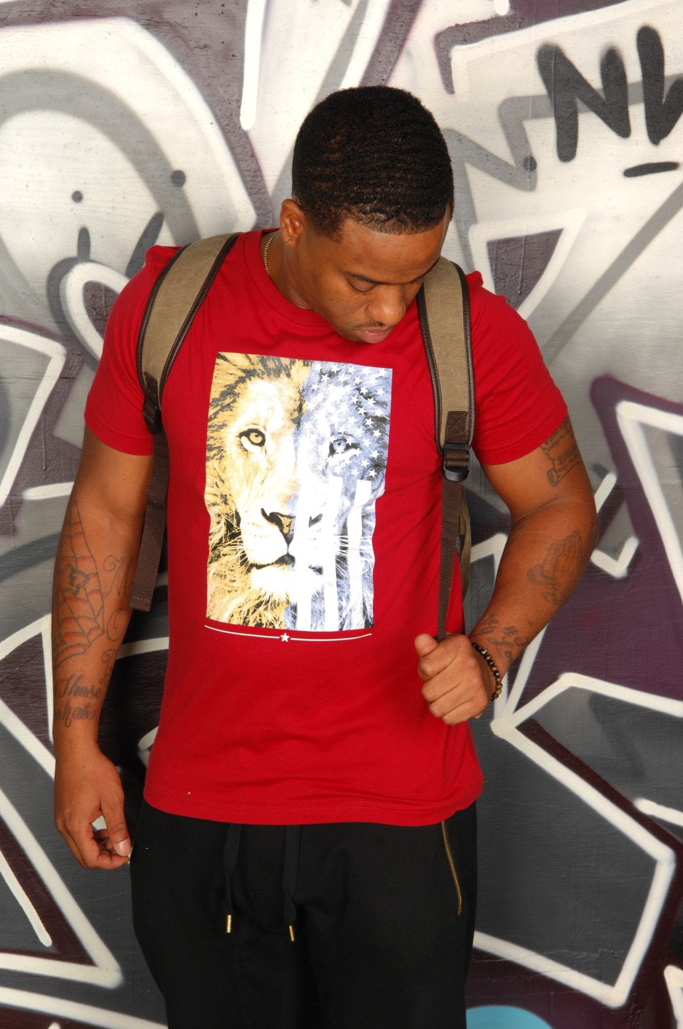 American Lion Tee - Simple Stature